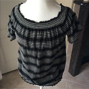Max Studio Top Boho Off Shoulder Black White